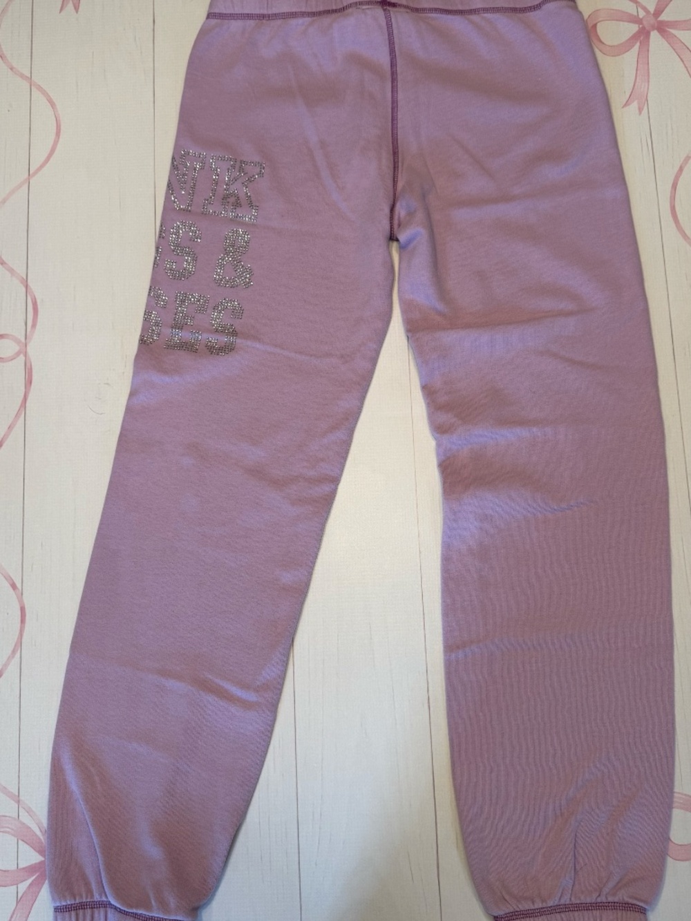 Vintage 2009 Victoria's Secret Pink Lilac Petal Purple Campus Sweatpants Size XS - Picture 5 of 6